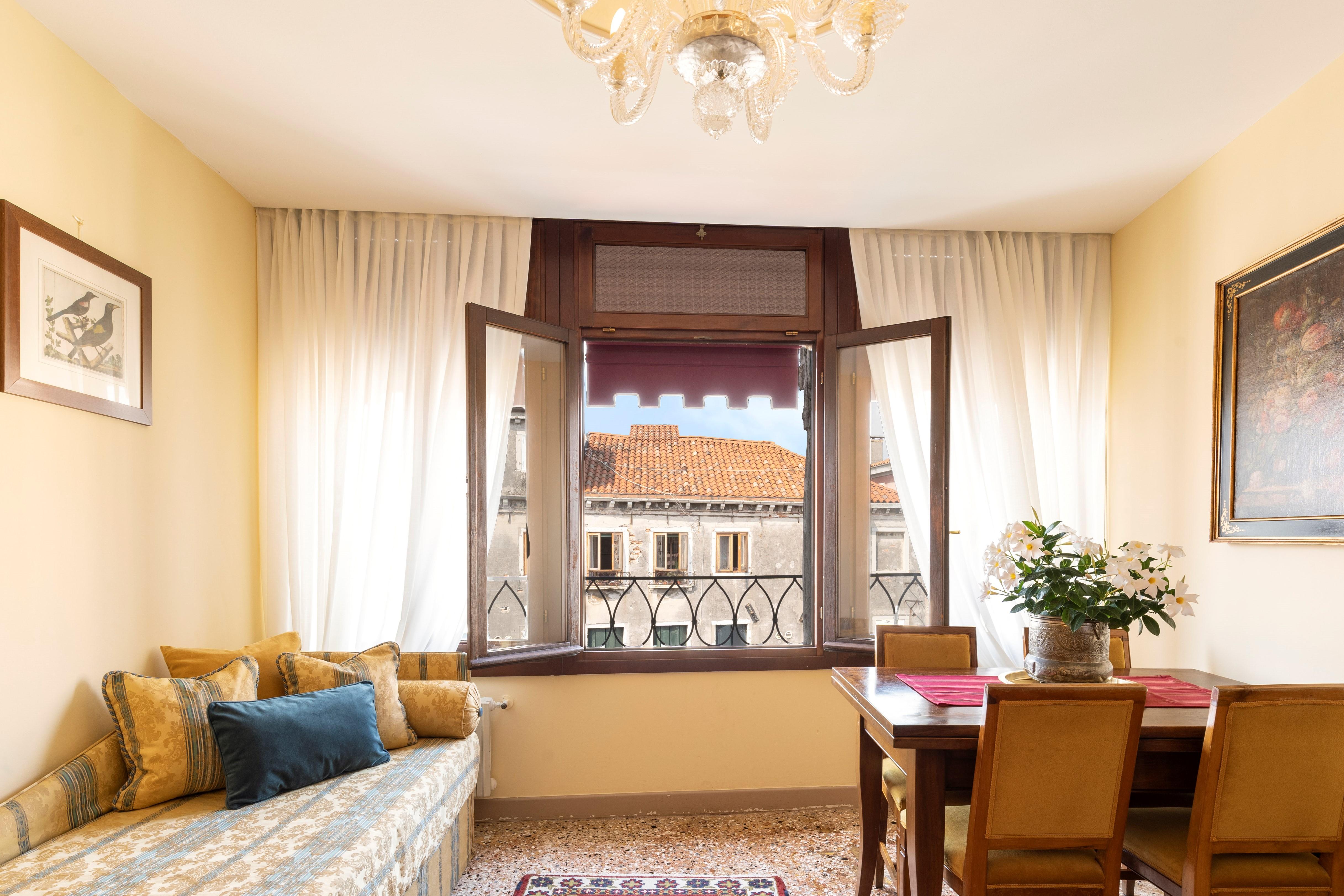 Palazzo Schiavoni Residenza D'Epoca & Suite-Apartments Venesia Bagian luar foto