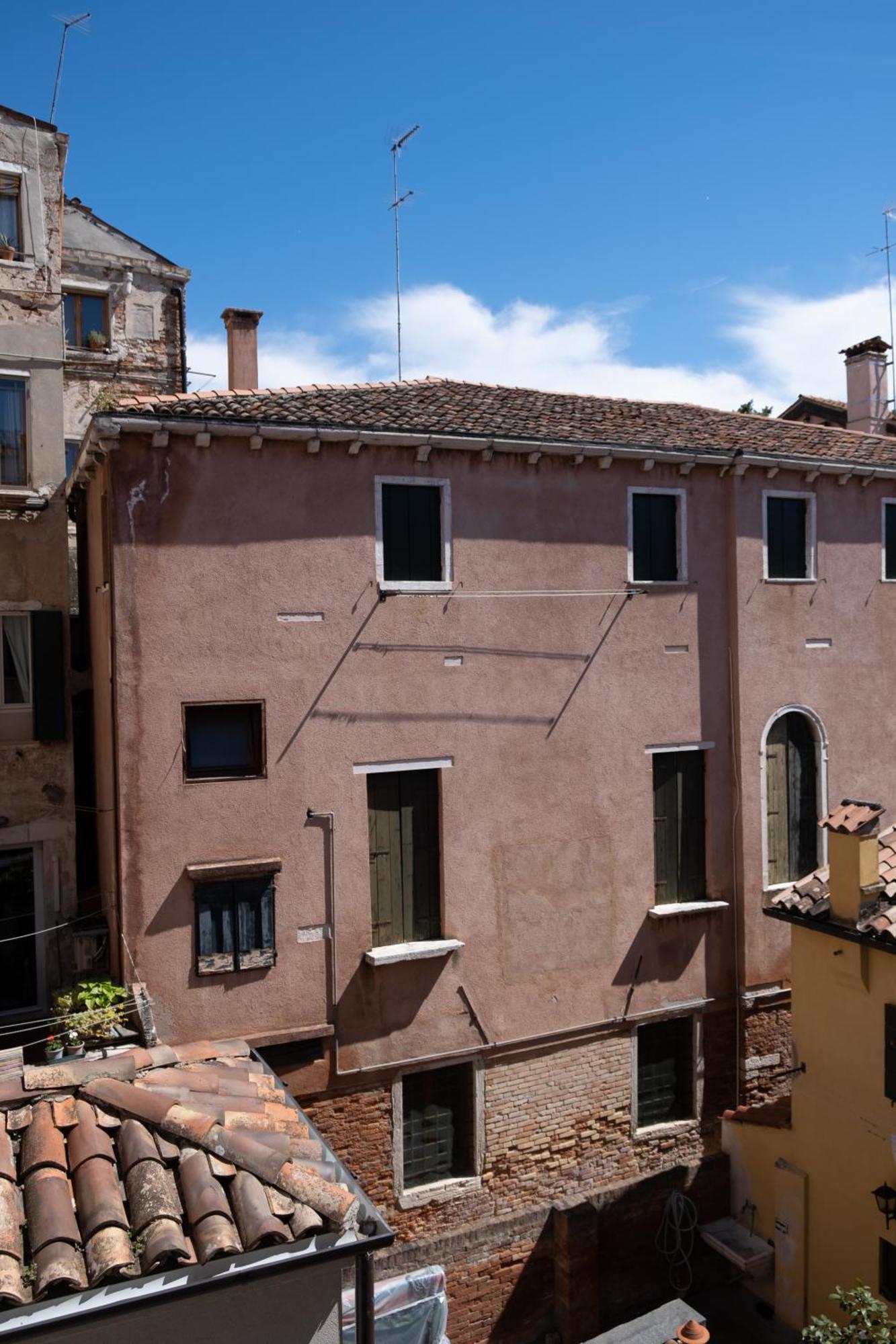 Palazzo Schiavoni Residenza D'Epoca & Suite-Apartments Venesia Bagian luar foto